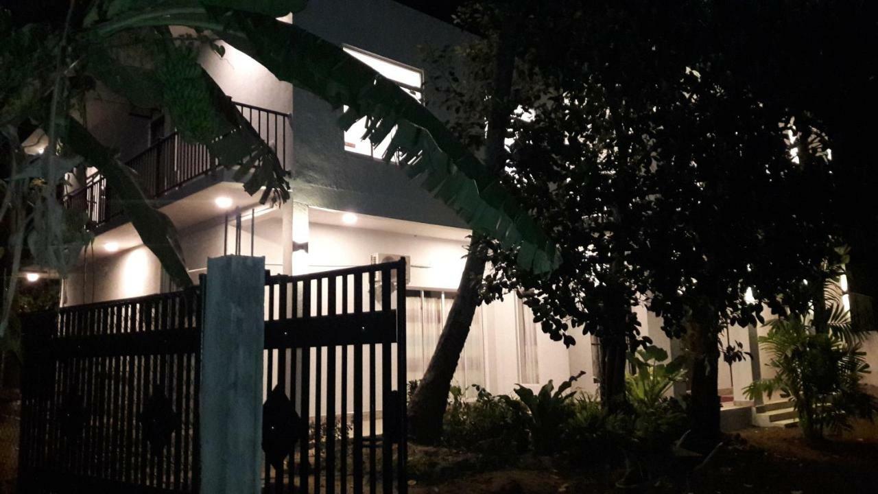 Risenlak Holiday Resort Polonnaruwa Eksteriør bilde