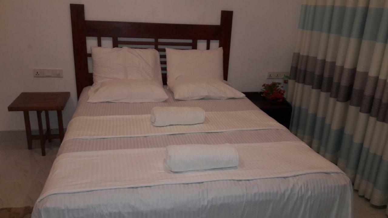 Risenlak Holiday Resort Polonnaruwa Eksteriør bilde