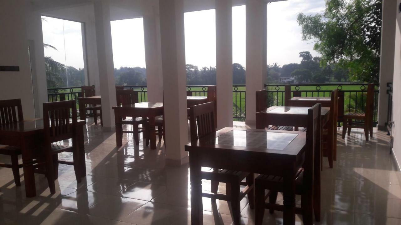 Risenlak Holiday Resort Polonnaruwa Eksteriør bilde